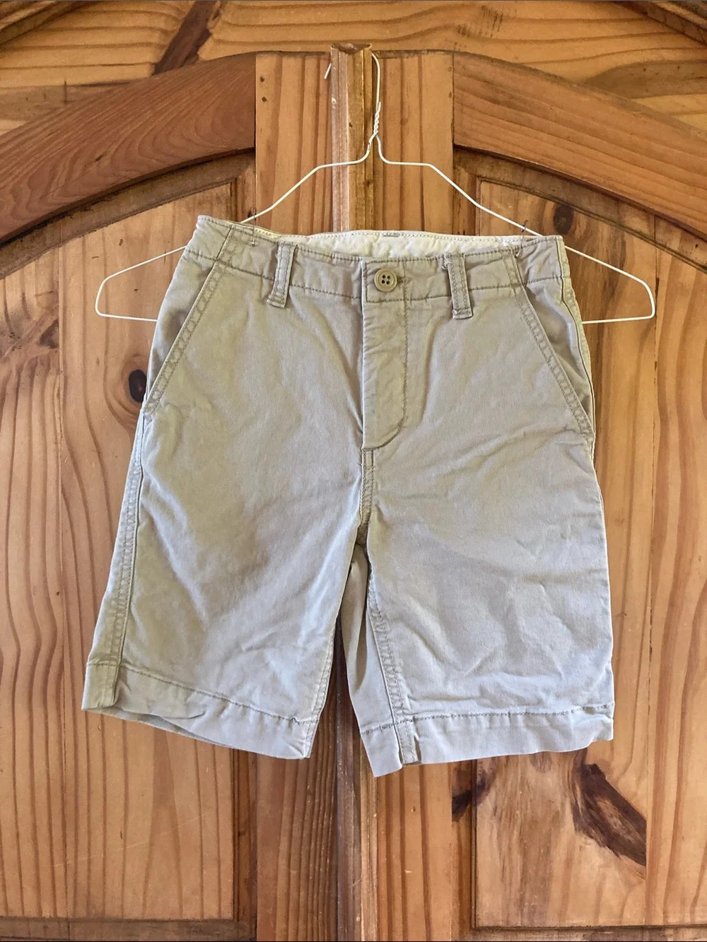 Boys Gap Kids tan long chino shorts size 8